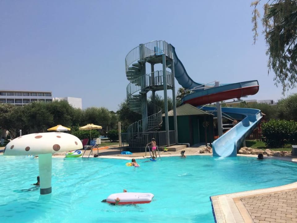 Pool mit Rutsche TUI KIDS CLUB Alex Beach
