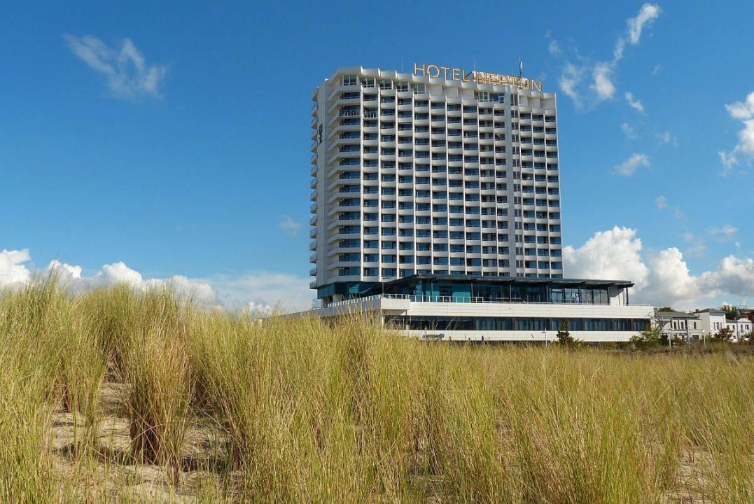 Blick vom Strand Hotel Neptun