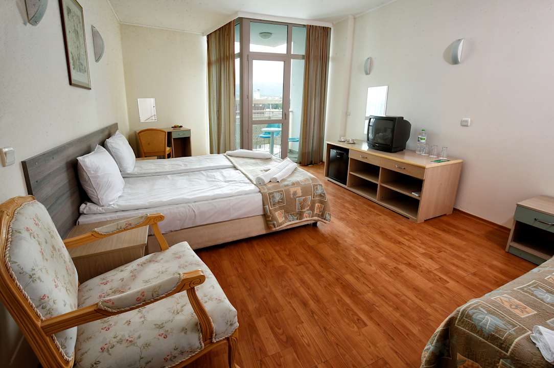 Zimmer Grand Hotel Oasis