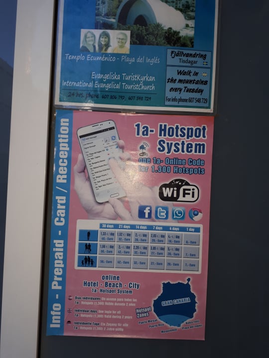 Lobby Apartments Karina