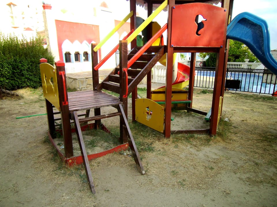 Spielplatz defekt Royal Park Hotel & Aqua park