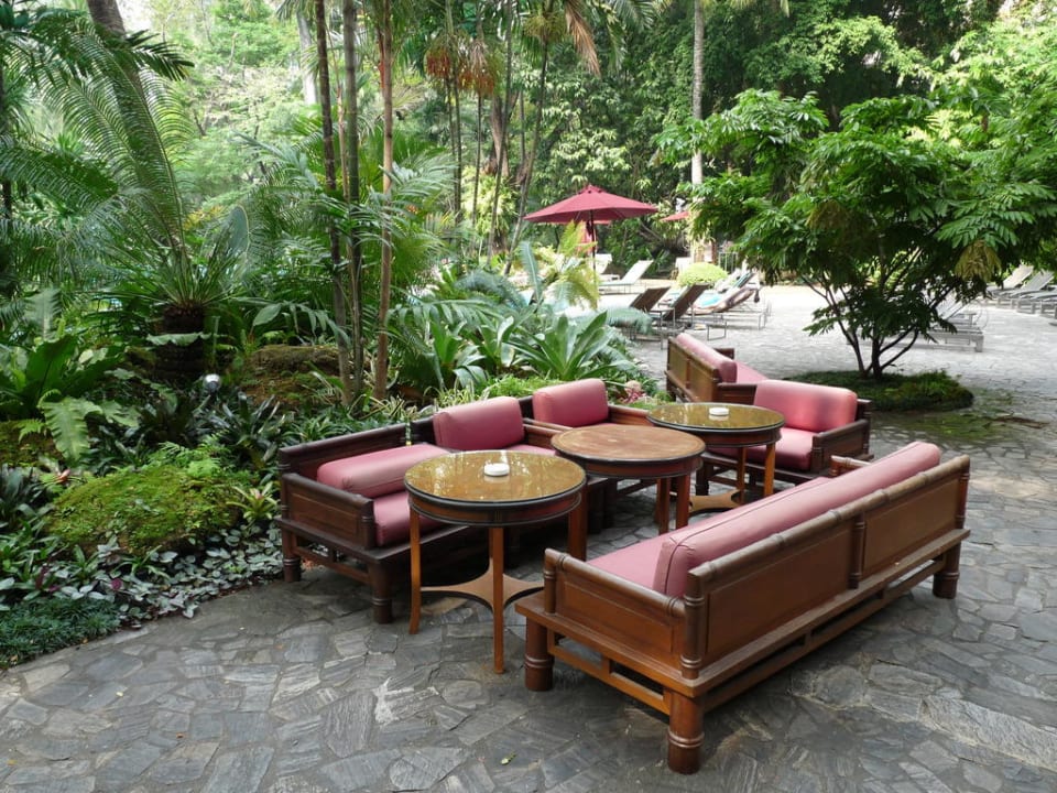 Gartenanlage Movenpick BDMS Wellness Resort Bangkok