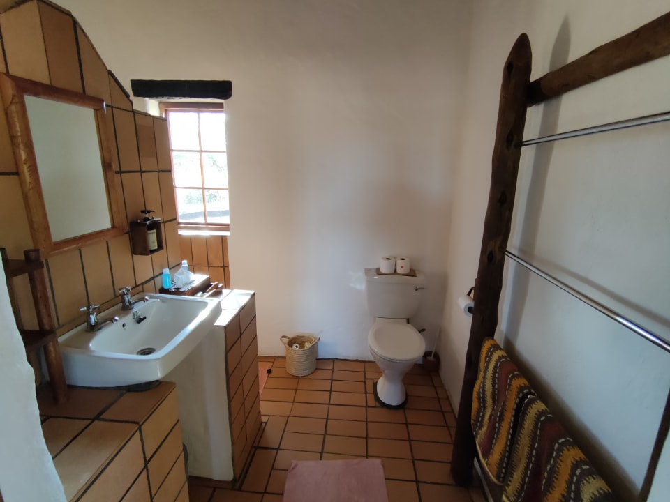 Zimmer Hotel Eningu Clay-House Lodge