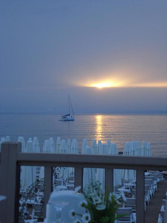 Von der Terrasse Can Garden Beach