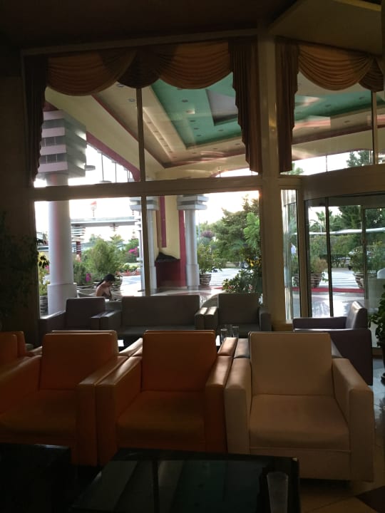 Lobby Hotel Orfeus Park