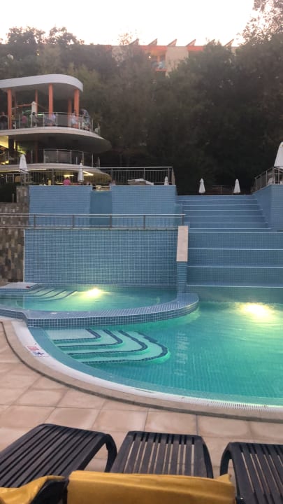 Pool Hotel Sunrise