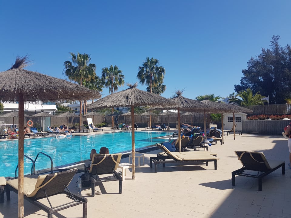 Pool Hotel THB Tropical Island