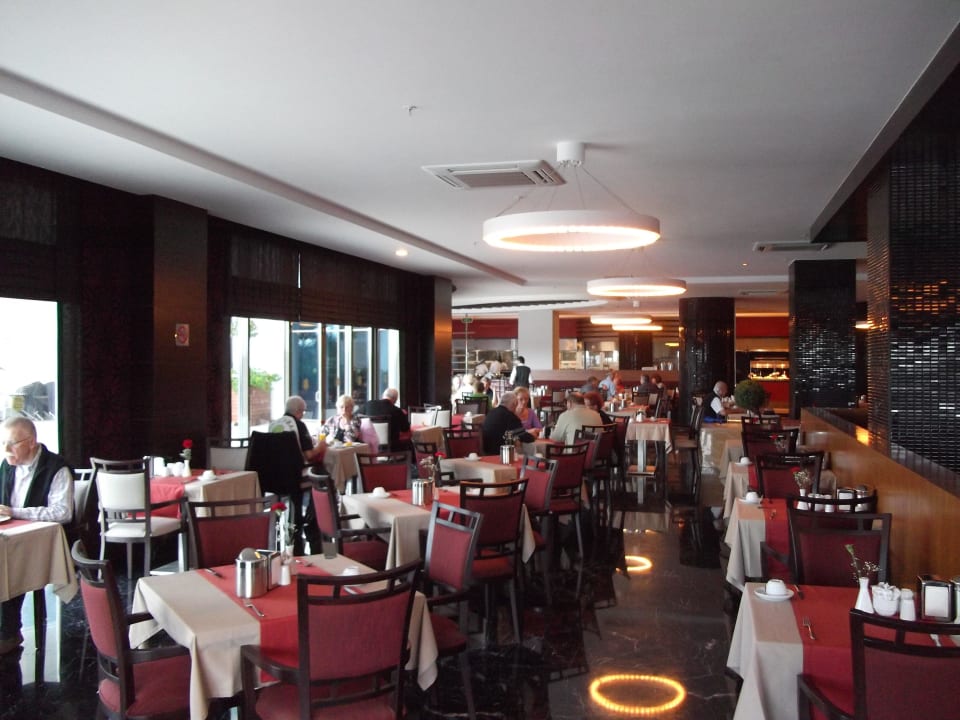 Teil de "Sunset"-Restaurants Commodore Elite Suites & Spa - Adults only