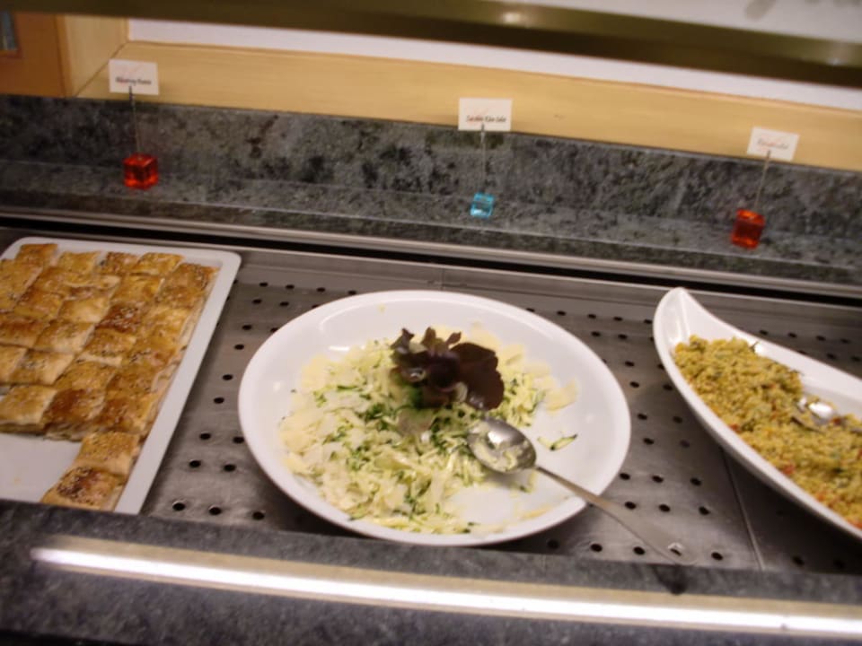 Vorspeisen Büffet Wellnessresort Vier Jahreszeiten