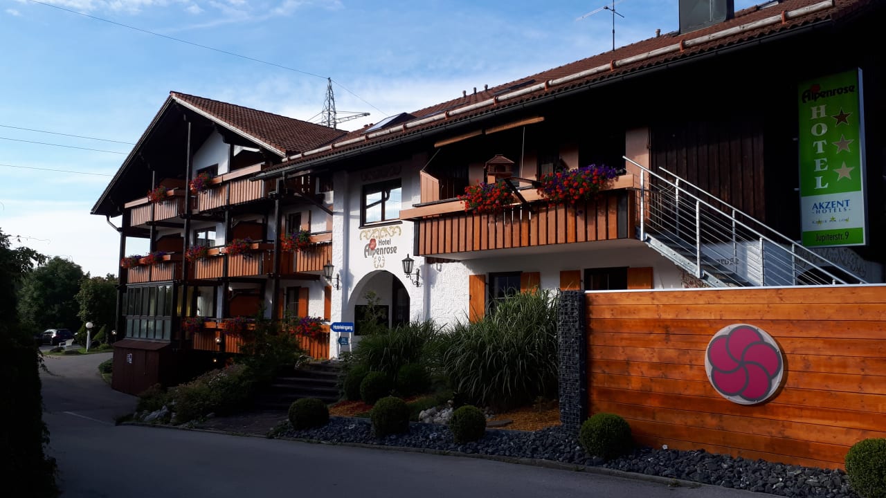 Außenansicht AKZENT Haus Alpenrose