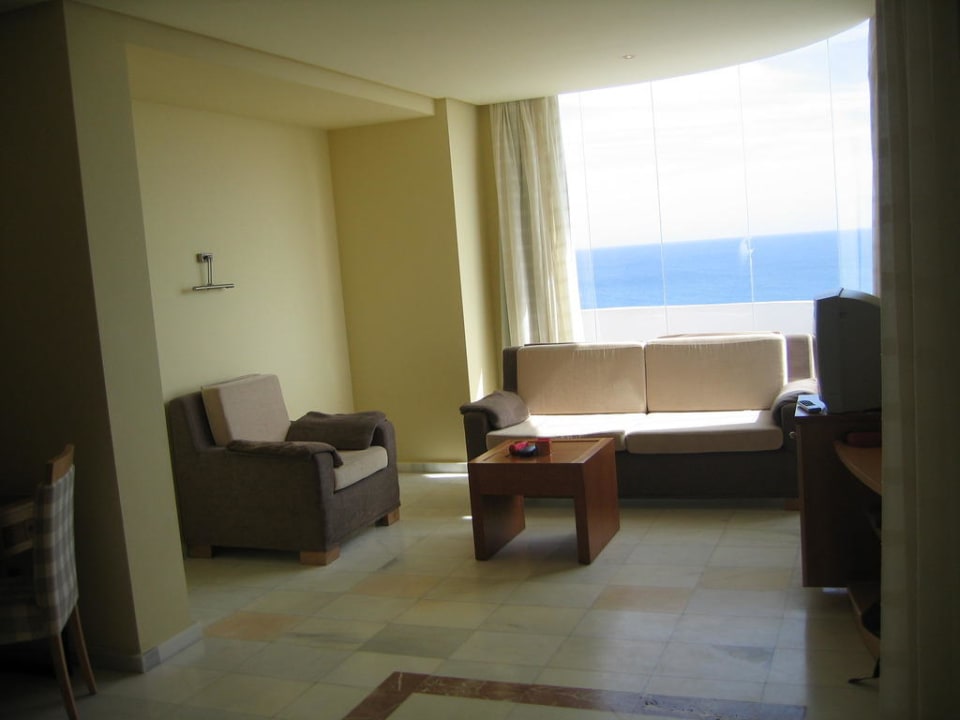 Wohnzimmer mit Panoramafenster R2 Pajara Beach