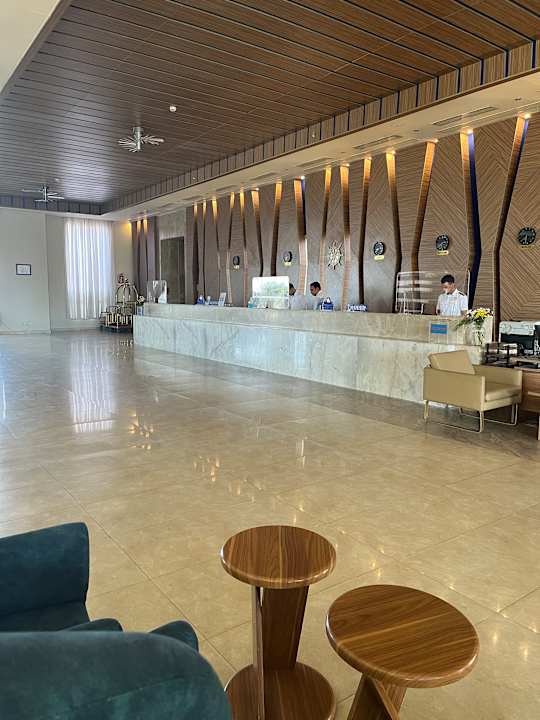Lobby Titanic Royal
