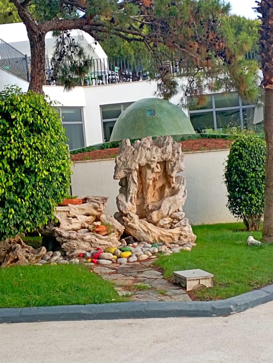 Gartenanlage Crystal Flora Beach Resort
