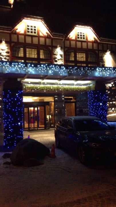 Eingangsbereich Grand Hotel Kempinski High Tatras
