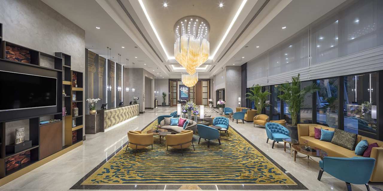 Lobby DoubleTree by Hilton Antalya City Centre