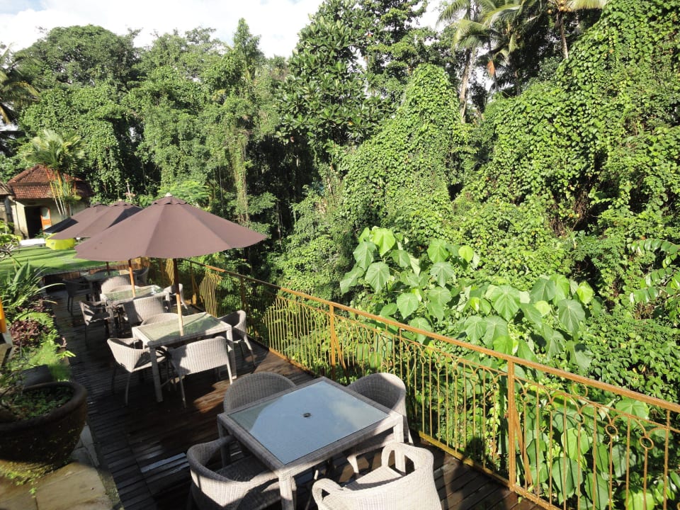 Sitzgelegenheiten im Garten Hotel Bali Villa Ubud