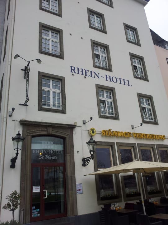 Der Haupteingang 2 Rhein-Hotel St.Martin