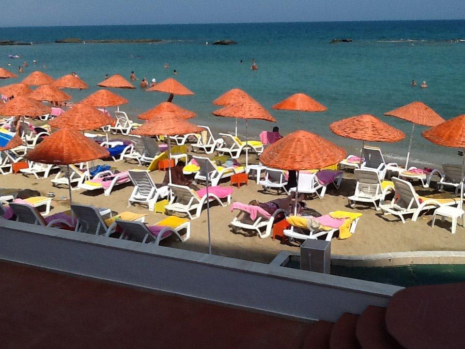 Strand Salamis Bay Conti Resort Hotel & Casino