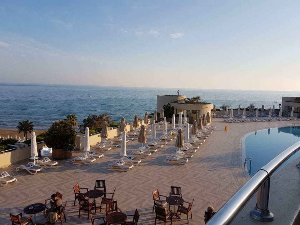 Pool Melas Resort Hotel