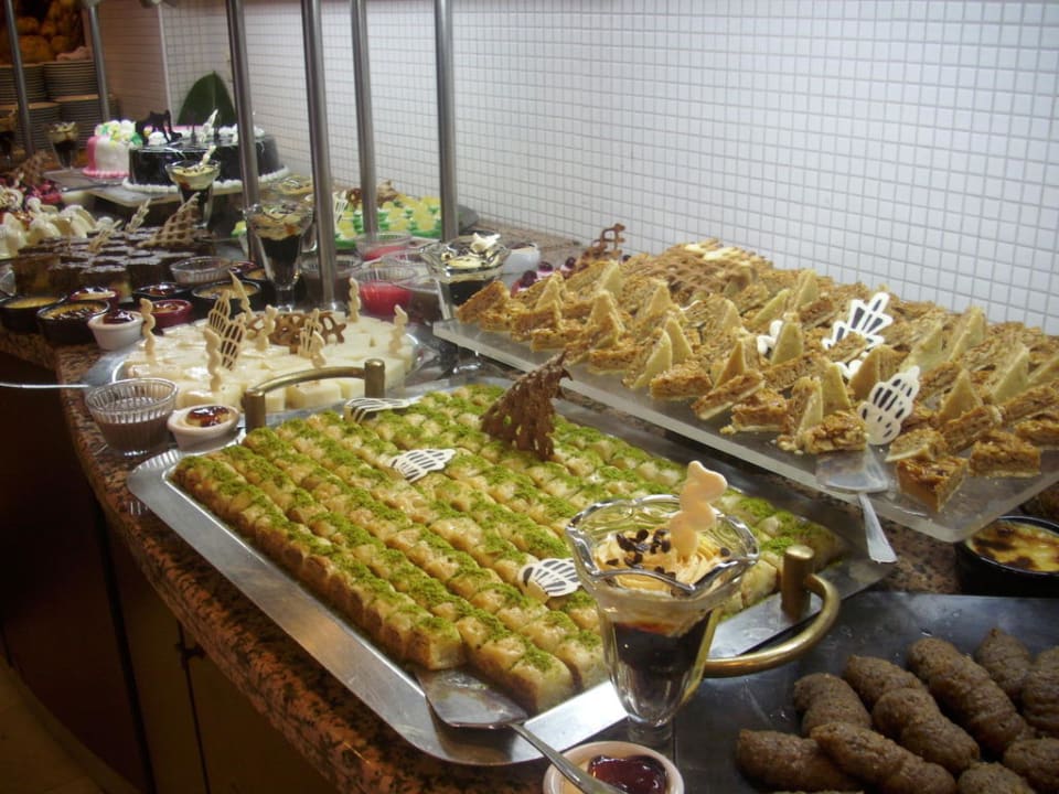 Büffet Hotel Novum Garden Side
