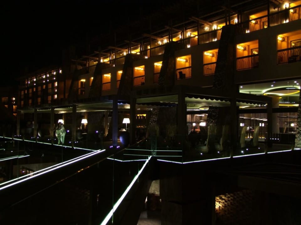 Nächtliche Eindrücke vom Hotel Lopesan Baobab Resort