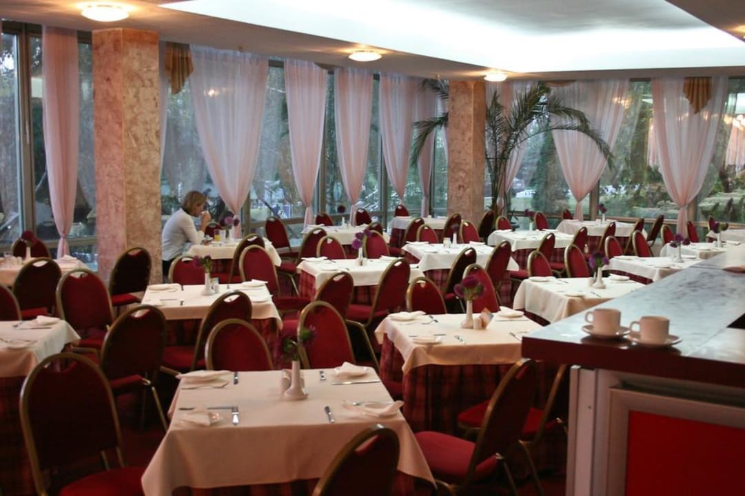 Frühstück Premier Hotel Rus