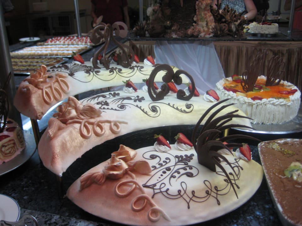 Tolle Torte beim Abendessen Hotel El Mouradi Djerba Menzel