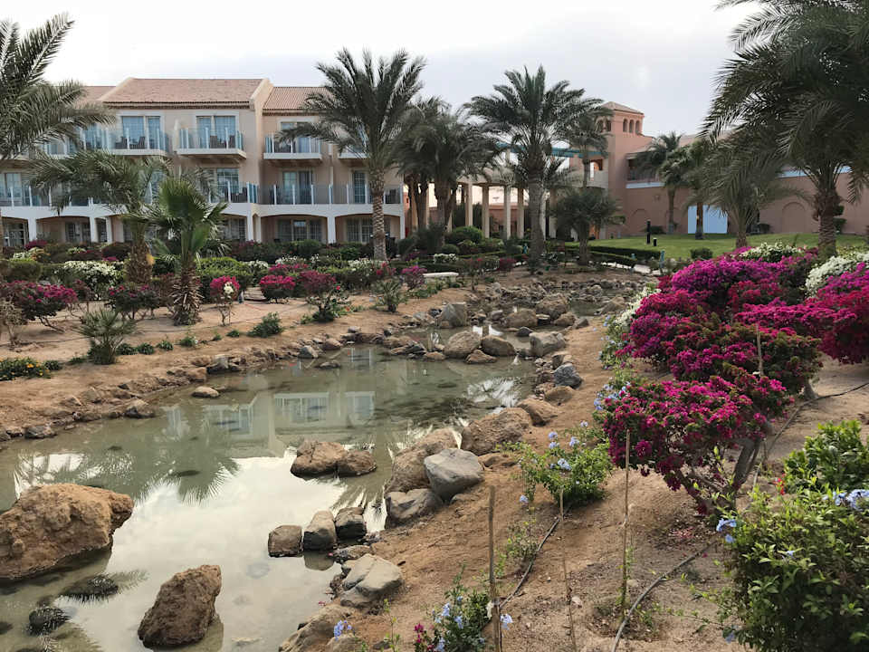 Gartenanlage Mövenpick Resort & Spa El Gouna