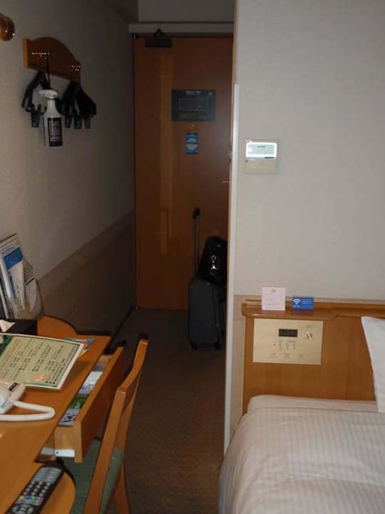 Sehr eng... Hotel APA Takasaki Ekimae
