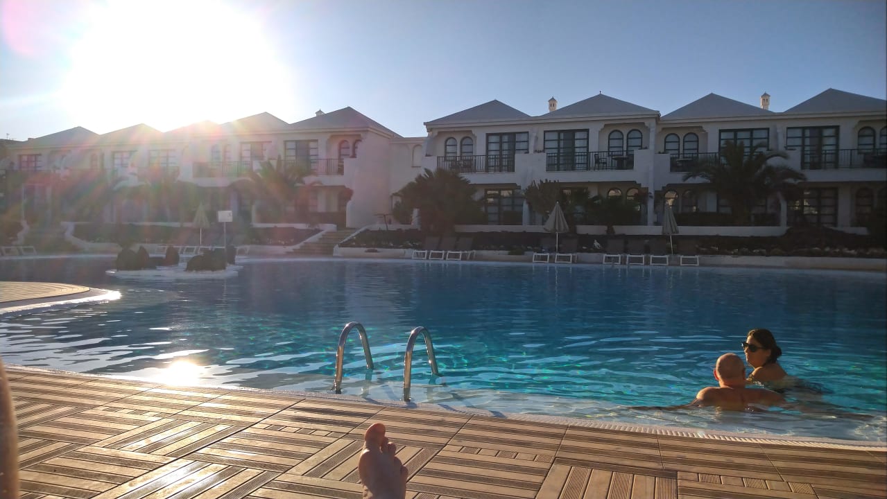 Pool H10 Ocean Suites