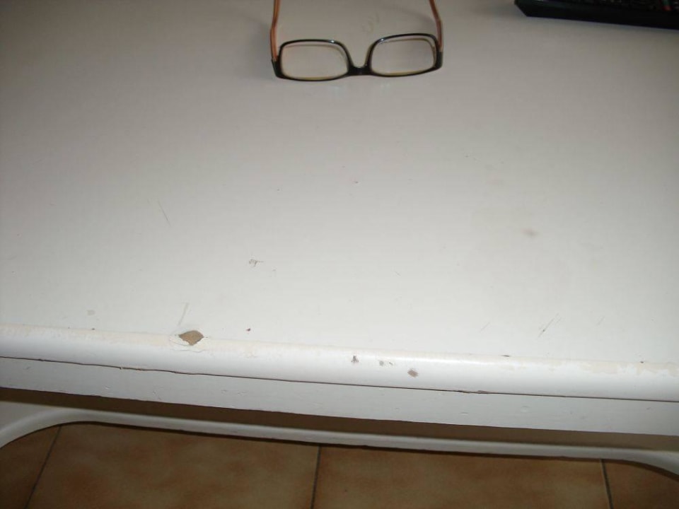 Kaputte Möbel Servatur Alameda de Jandía