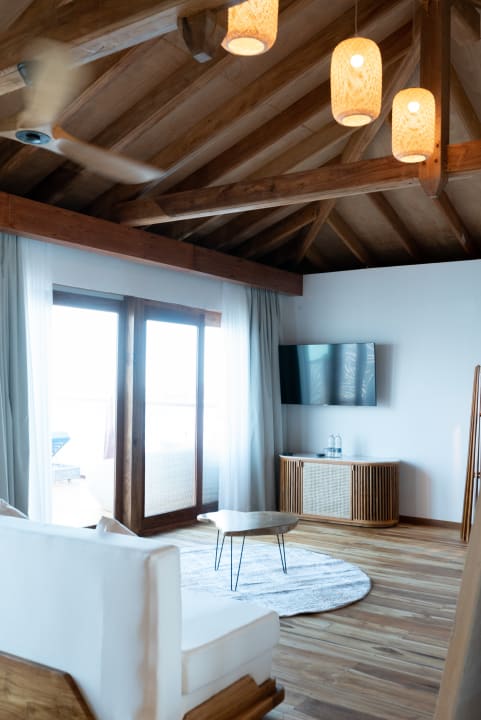 Zimmer Le Mersenne Zanzibar, Autograph Collection