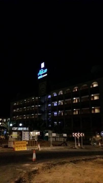 Baustelle Richtung Neptuno Artemisa Gay Bungalows