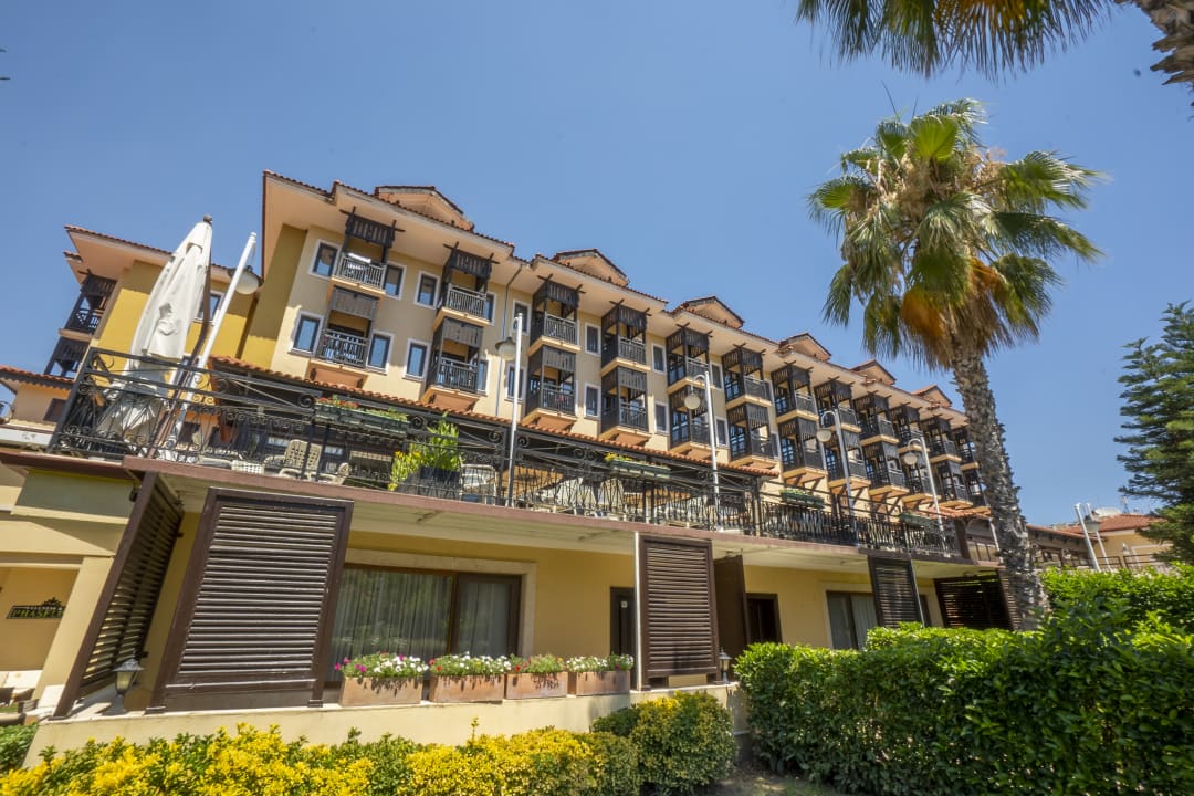 Außenansicht Club Hotel Phaselis Rose