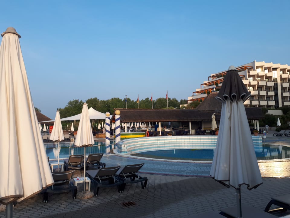 Außenansicht Aparthotel Holiday