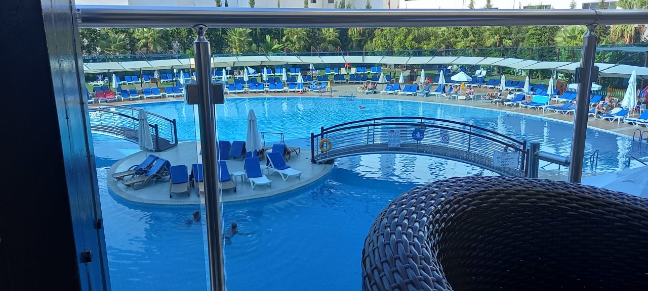 Pool Cenger Beach Resort & Spa