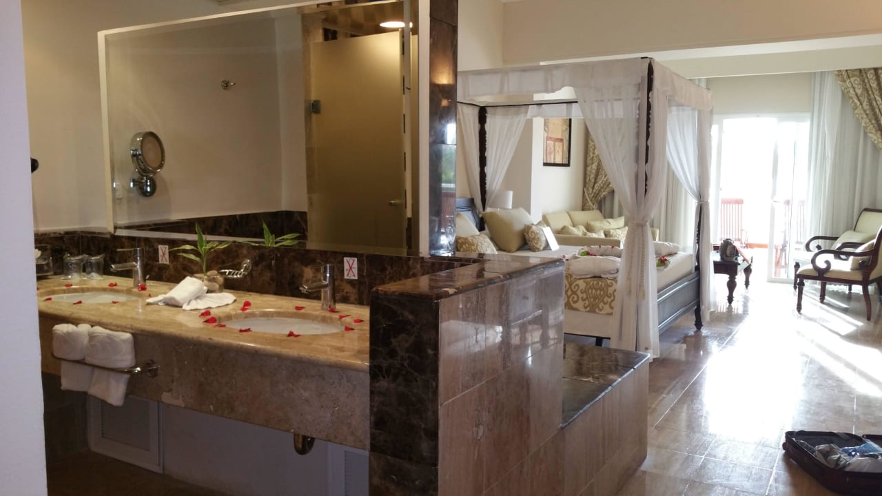 Royal Suites Hotel Grand Palladium Palace Resort, Spa & Casino