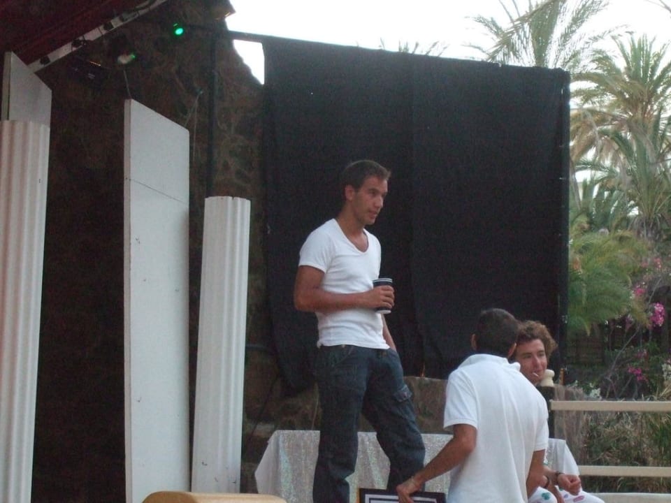 Animationsteam bei der Probe Abora Buenaventura by Lopesan Hotels