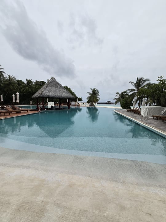 Pool Adaaran Select Meedhupparu Island Resort - Premium All Inclusive