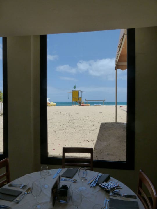 Restaurant mit Blick zum Strand allsun App.-Hotel Barlovento