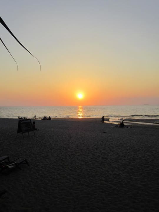 Sonnenuntergang Hotel Lanta Castaway Resort