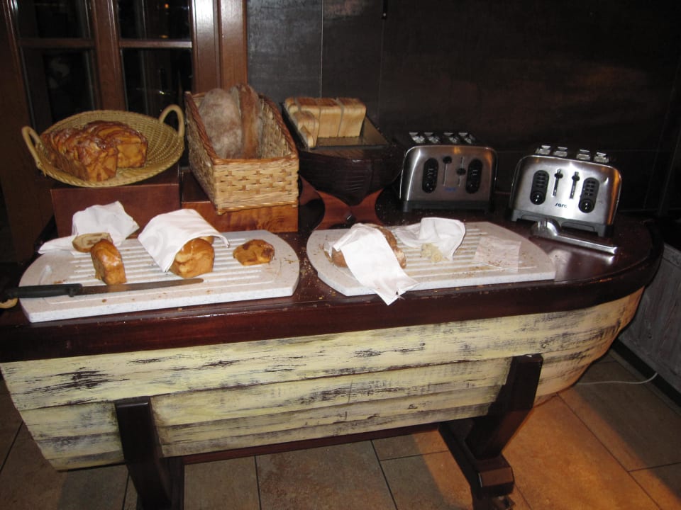 Toast, Bauernbrot und Nusszopf Hotel Bell Rock Europa-Park