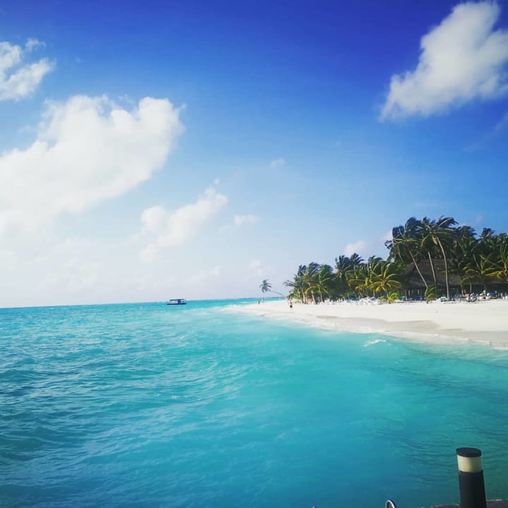 Strand Meeru Maldives Resort Island