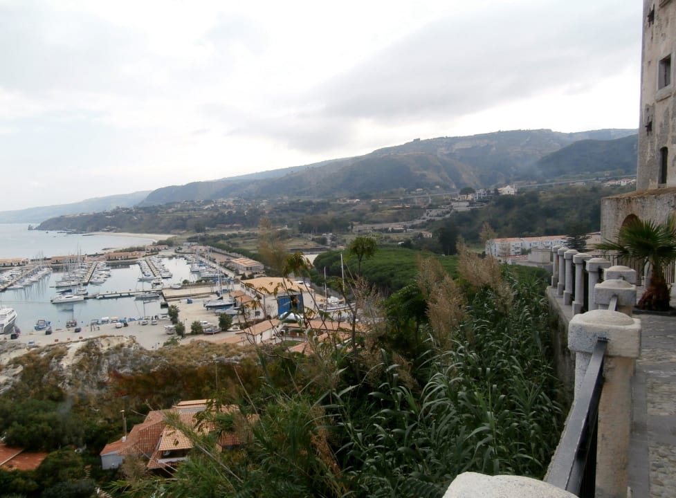 Blick auf Hafen Aldiana Club Rocca Nettuno Calabria