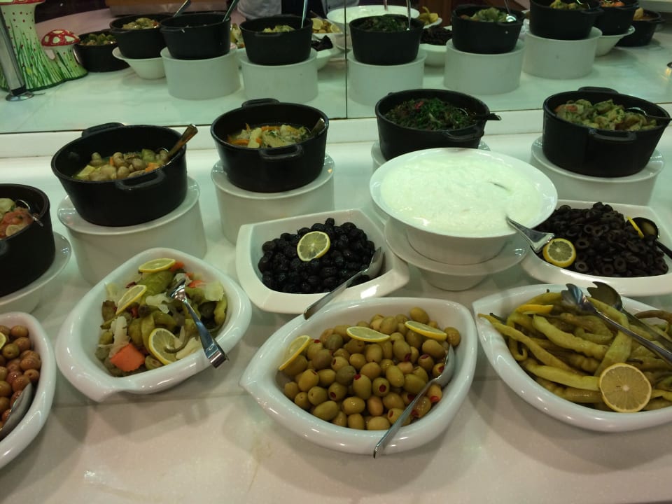 Buffet täglich was anderes Ramada Plaza by Wyndham Antalya