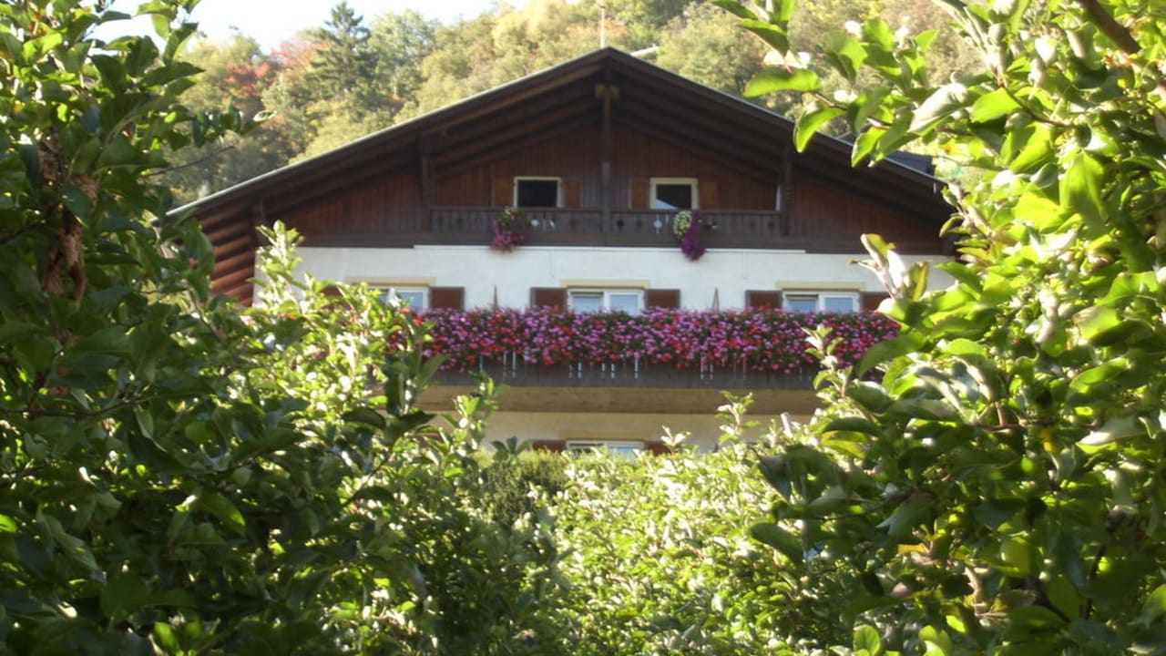 Haus mit Balkon Oberbrunnhof Ferienwohnungen