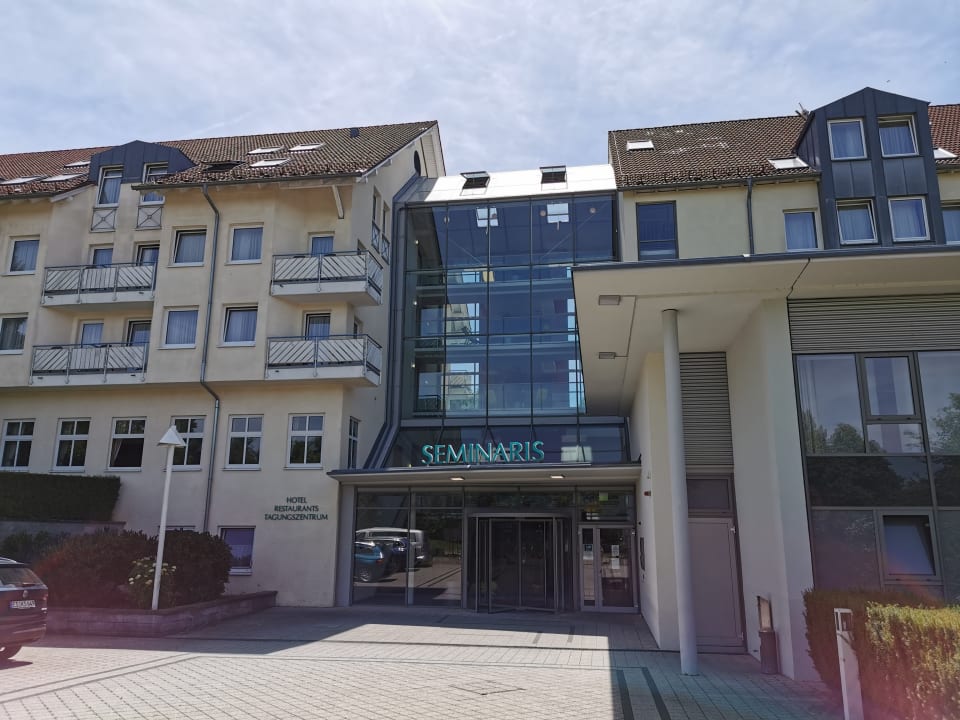 Außenansicht Seminaris Hotel Bad Boll