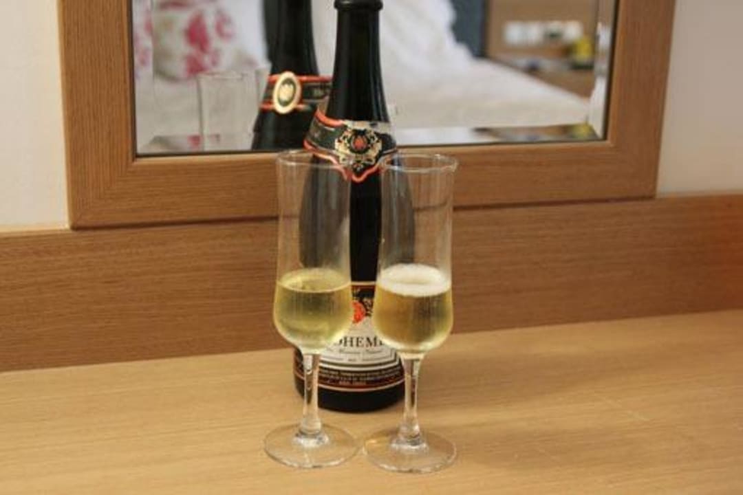 Begrüssungs Sekt Lagas Aegean Village