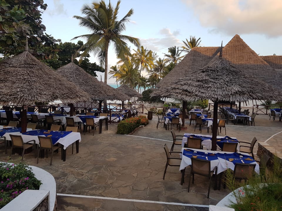 Restaurant Karafuu Beach Resort & Spa
