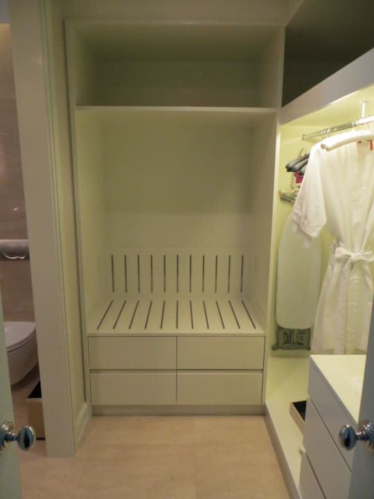 Bad Oriental Residence Bangkok